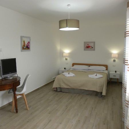 Ibiscus Bed and Breakfast Castellammare del Golfo Buitenkant foto
