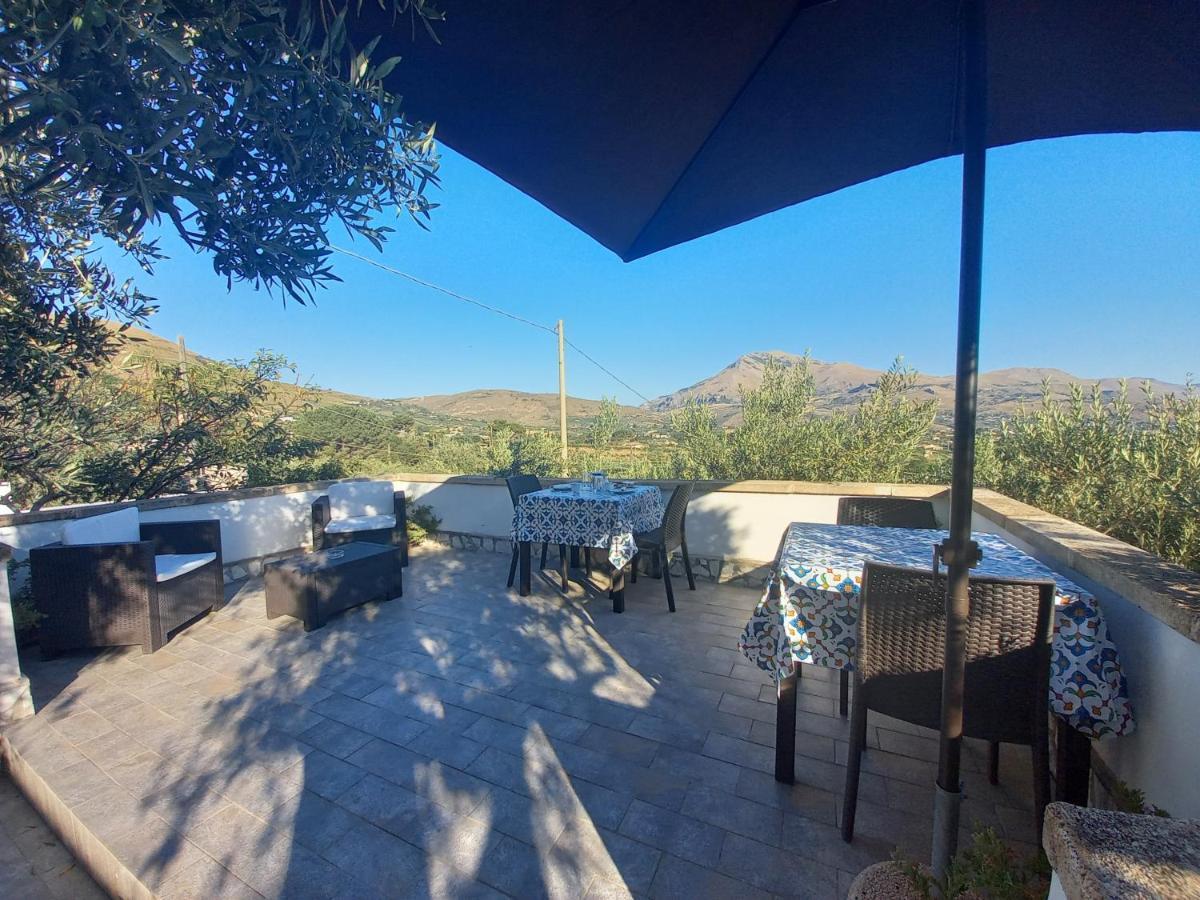 Ibiscus Bed and Breakfast Castellammare del Golfo Buitenkant foto