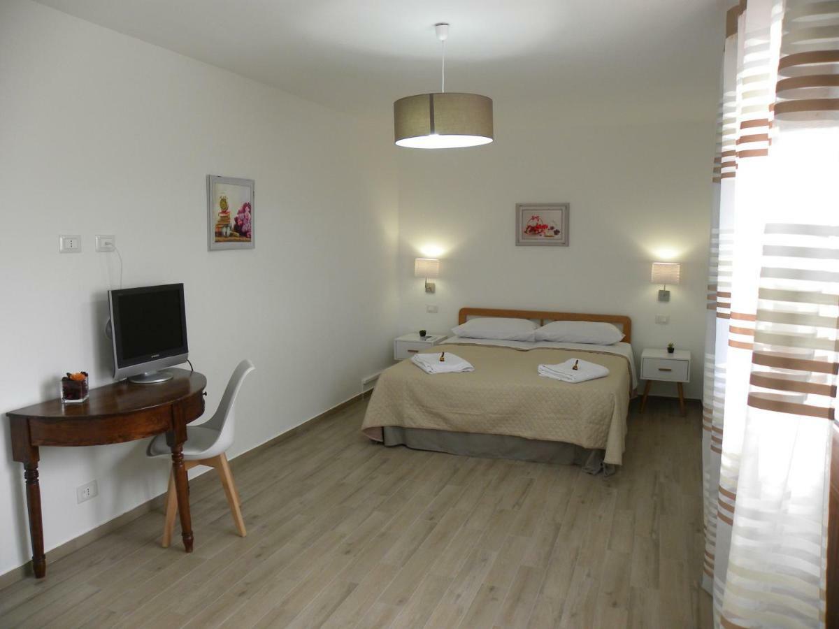 Ibiscus Bed and Breakfast Castellammare del Golfo Buitenkant foto