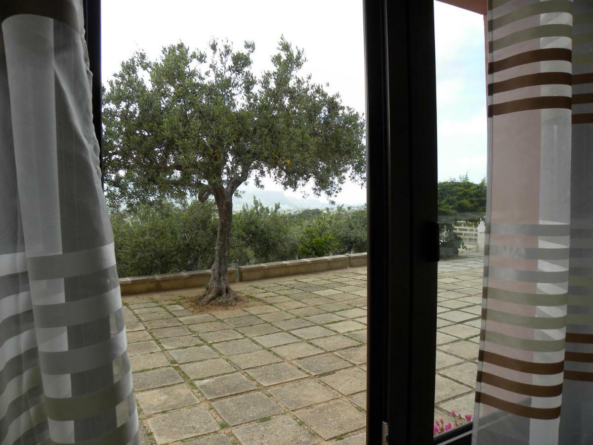 Ibiscus Bed and Breakfast Castellammare del Golfo Buitenkant foto