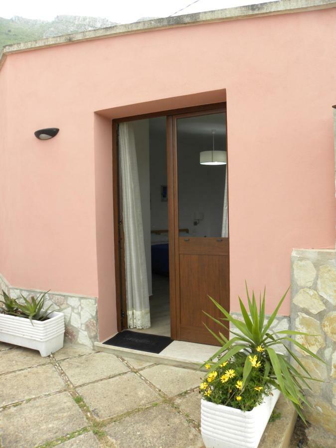 Ibiscus Bed and Breakfast Castellammare del Golfo Buitenkant foto